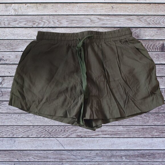 Forever 21  Women's Small Green Elastic Waist Drawstring Shorts With Pockets - Picture 1 of 4